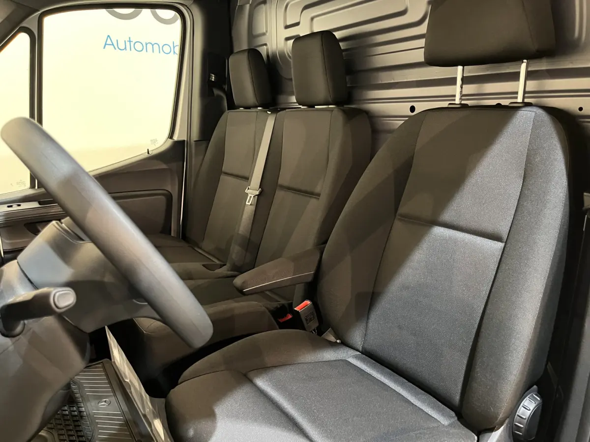 317 CDI L3H2 RWD / Euro 6  / Airco / Cruise Control / CarPlay / Camera / 3-Zits / 12.000 KM !!