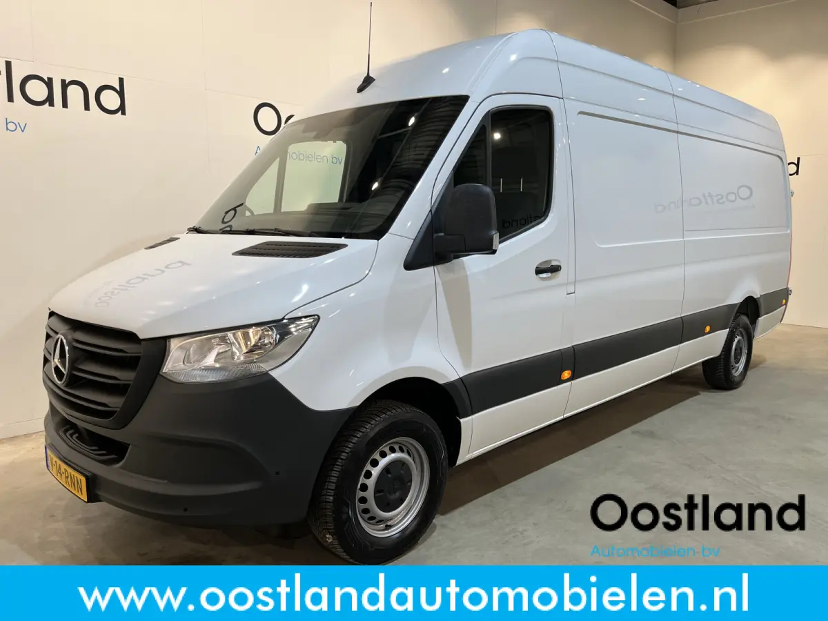 317 CDI L3H2 RWD / Euro 6  / Airco / Cruise Control / CarPlay / Camera / 3-Zits / 12.000 KM !!