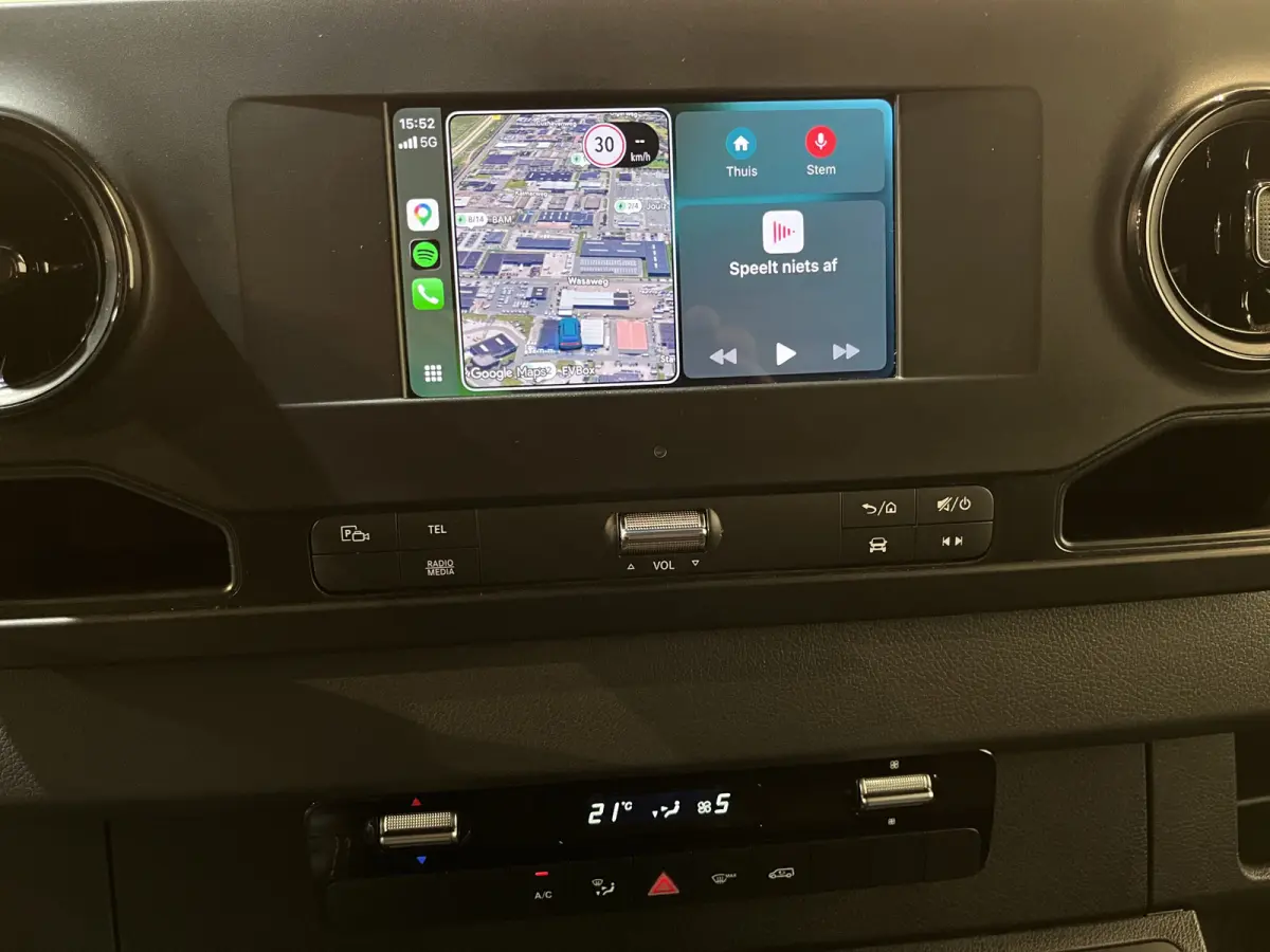 317 CDI L3H2 RWD / Euro 6  / Airco / Cruise Control / CarPlay / Camera / 3-Zits / 12.000 KM !!