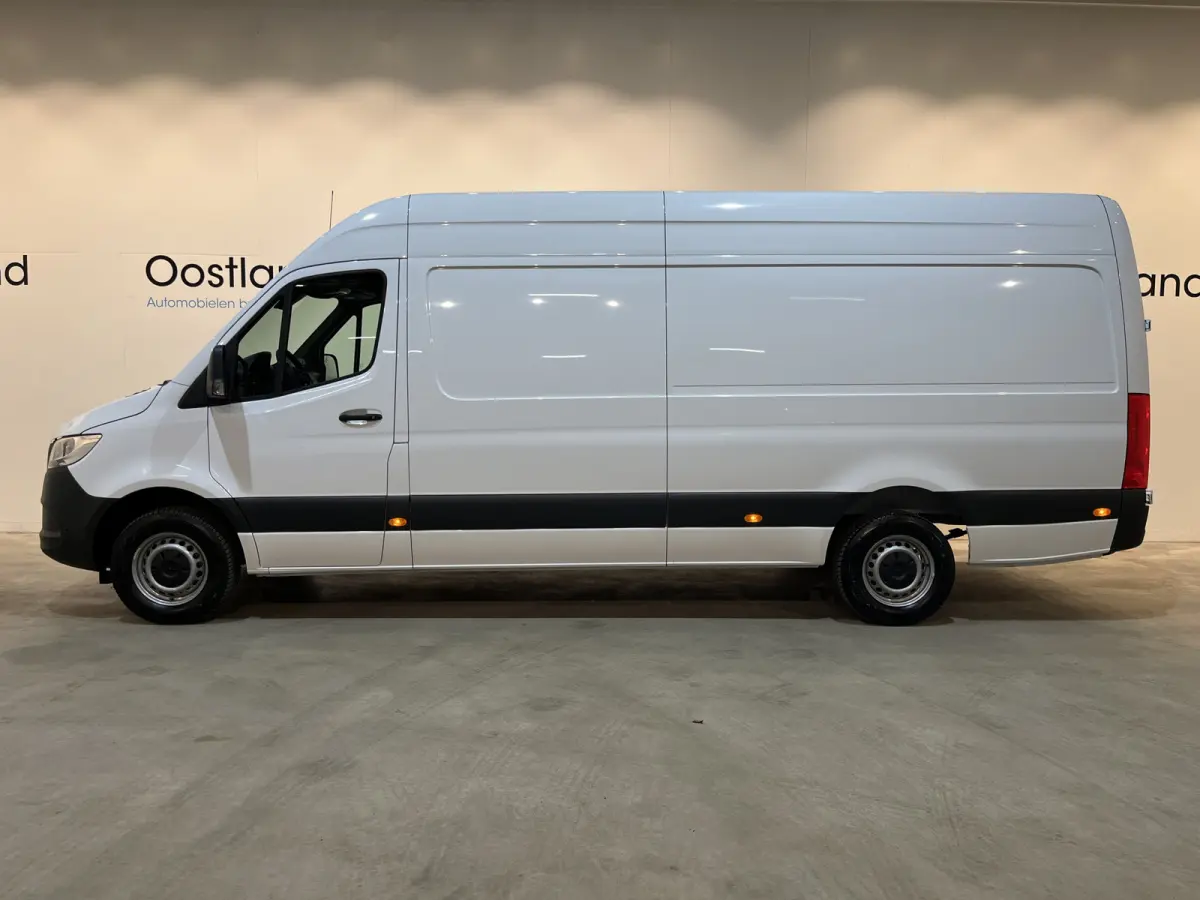 317 CDI L3H2 RWD / Euro 6  / Airco / Cruise Control / CarPlay / Camera / 3-Zits / 12.000 KM !!