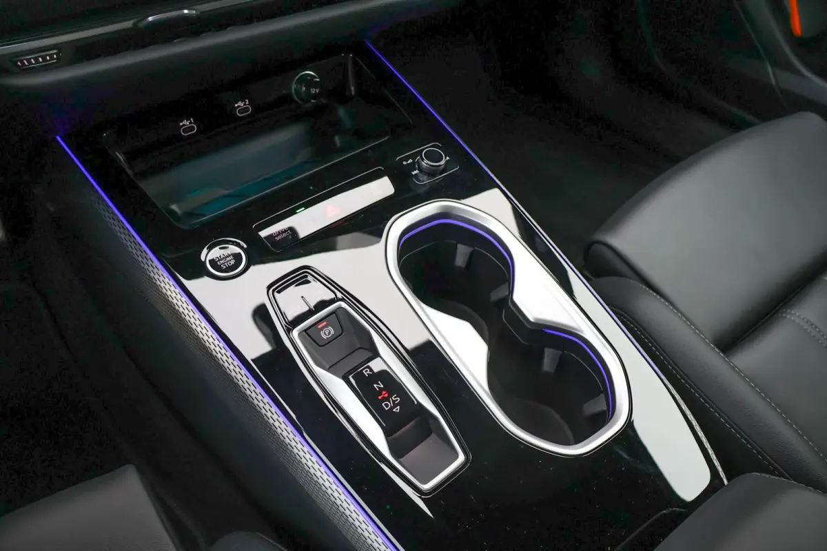 2.0 e-hybrid 367pk quattro S edition Competition | Luchtvering | Achterasbesturing | Trekhaak | Elek. Sportstoelen + Memory | MMI Bijrijdersdisplay | 360 Graden Camera
