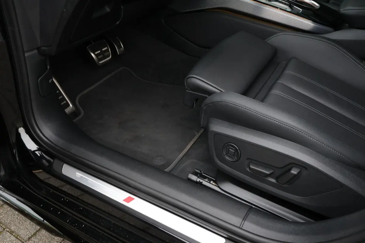2.0 e-hybrid 367pk quattro S edition Competition | Luchtvering | Achterasbesturing | Trekhaak | Elek. Sportstoelen + Memory | MMI Bijrijdersdisplay | 360 Graden Camera