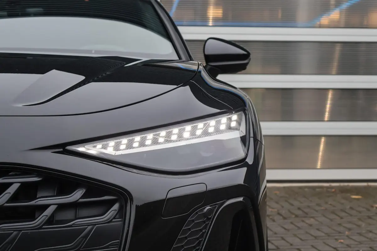 2.0 e-hybrid 367pk quattro S edition Competition | Luchtvering | Achterasbesturing | Trekhaak | Elek. Sportstoelen + Memory | MMI Bijrijdersdisplay | 360 Graden Camera