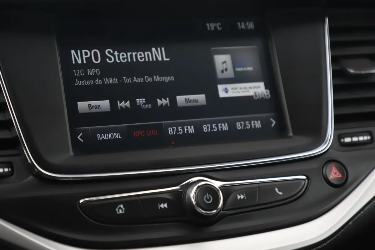 1.2 Edition 110PK Navigatie Comfortstoelen Carplay Android Bluetooth Parkeersensor LED Airco Cruise