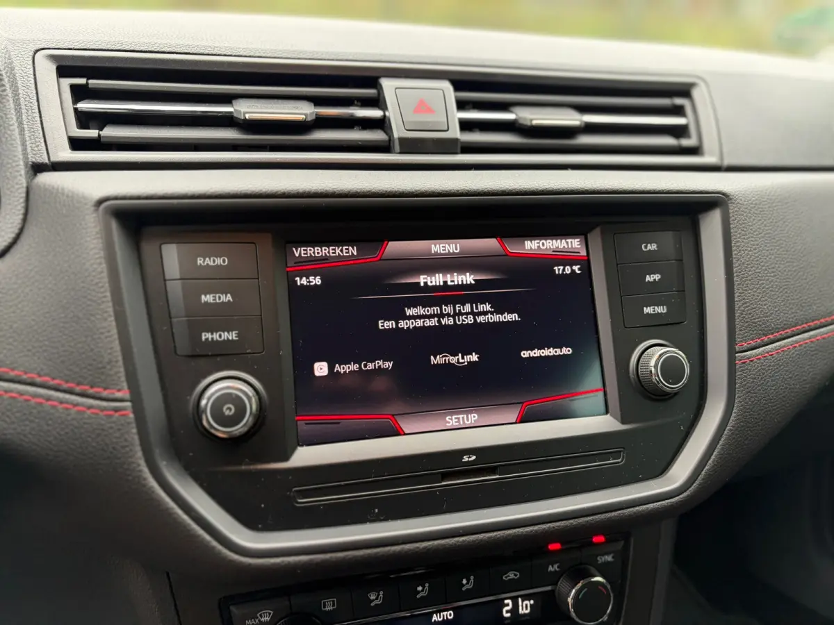 1.0 TSI FR 1E EIG I UNIEK I LED I CAMERA I CARPLAY I CRUISE I NWE APK