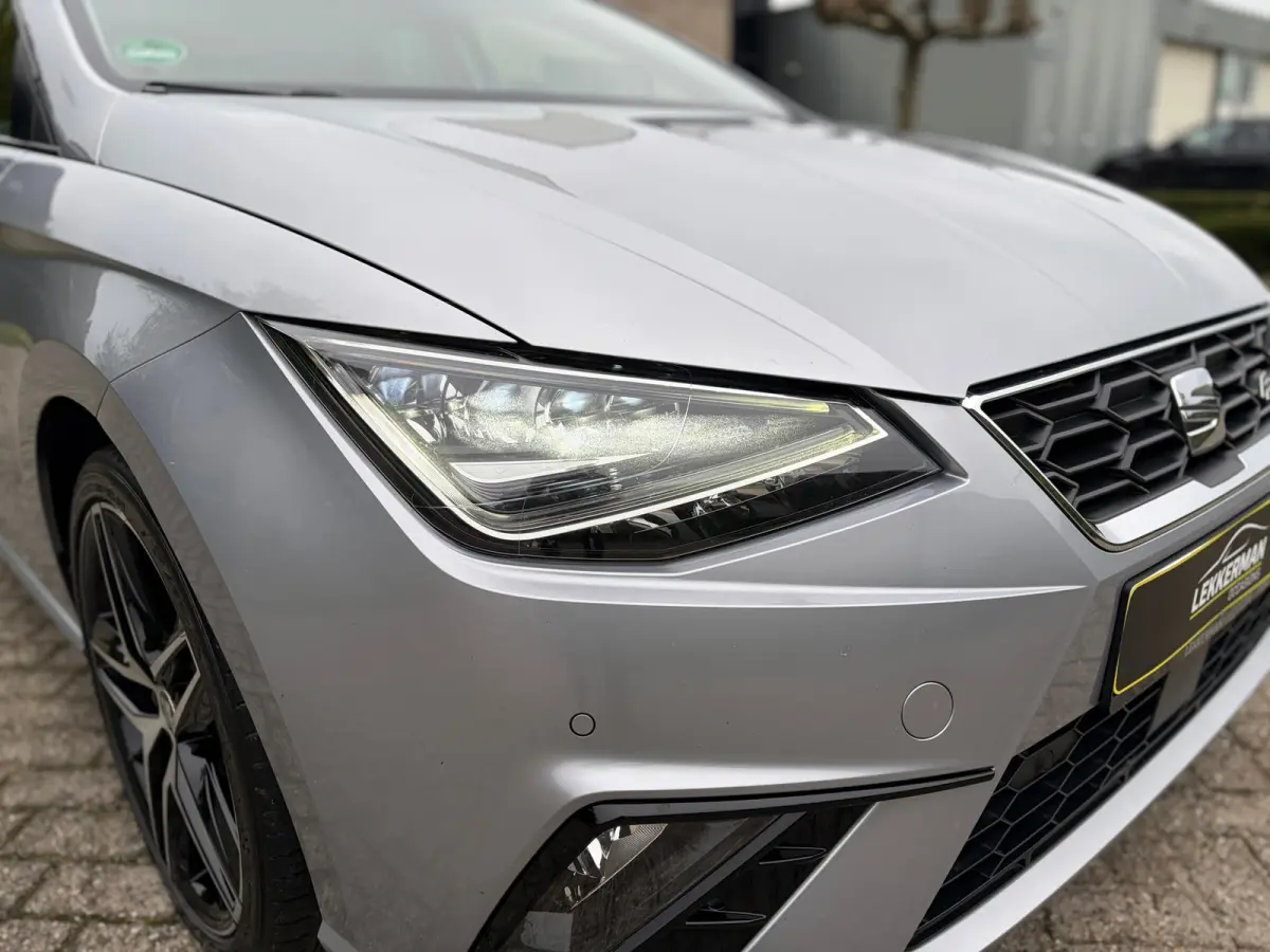 1.0 TSI FR 1E EIG I UNIEK I LED I CAMERA I CARPLAY I CRUISE I NWE APK