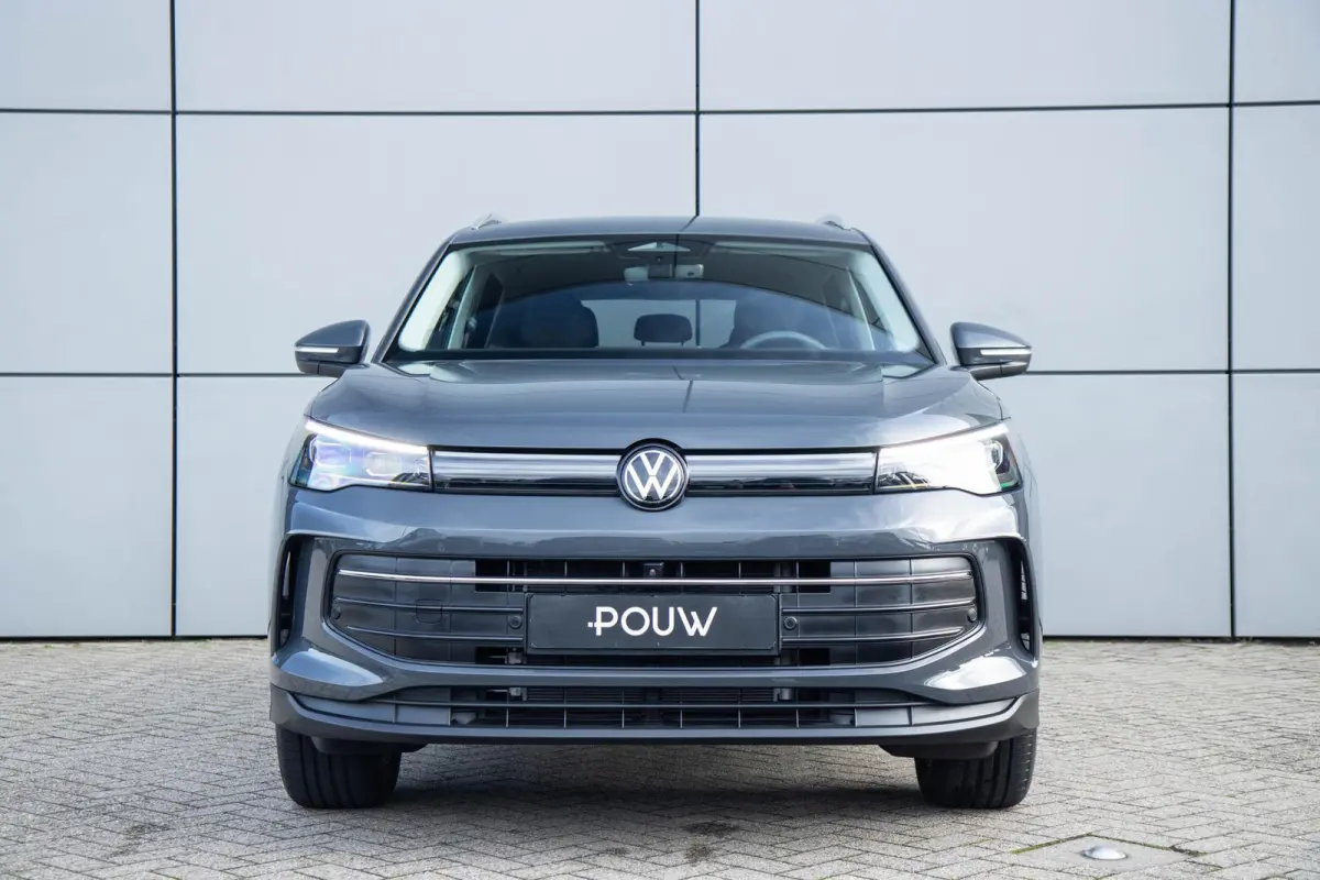 1.5 eHybrid 204pk Life | Voorstoelen Verwarmd | Apple Carplay/Android Auto | Trekhaak | Dodehoek Detectie | ACC | Rondomzicht Camera
