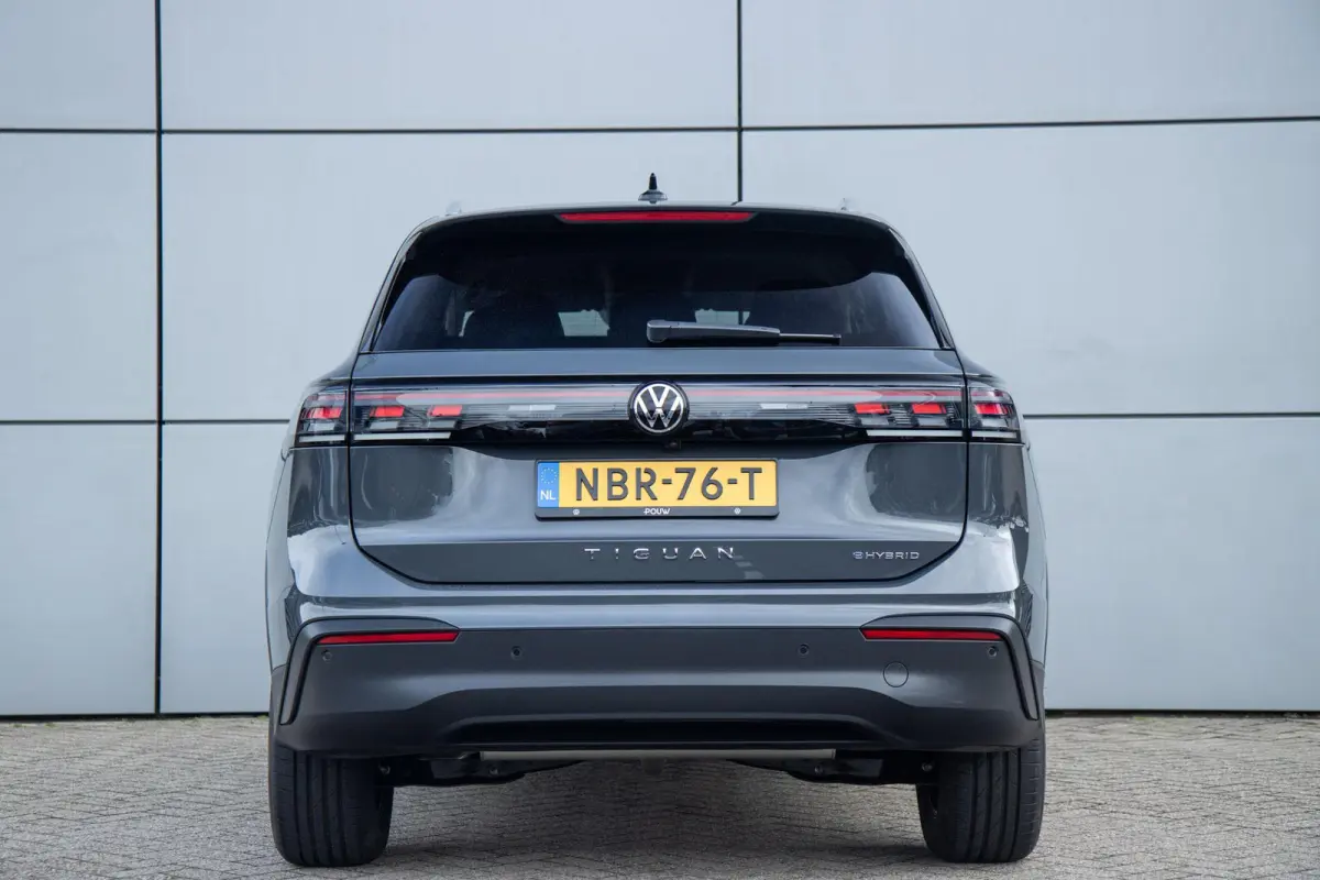 1.5 eHybrid 204pk Life | Voorstoelen Verwarmd | Apple Carplay/Android Auto | Trekhaak | Dodehoek Detectie | ACC | Rondomzicht Camera