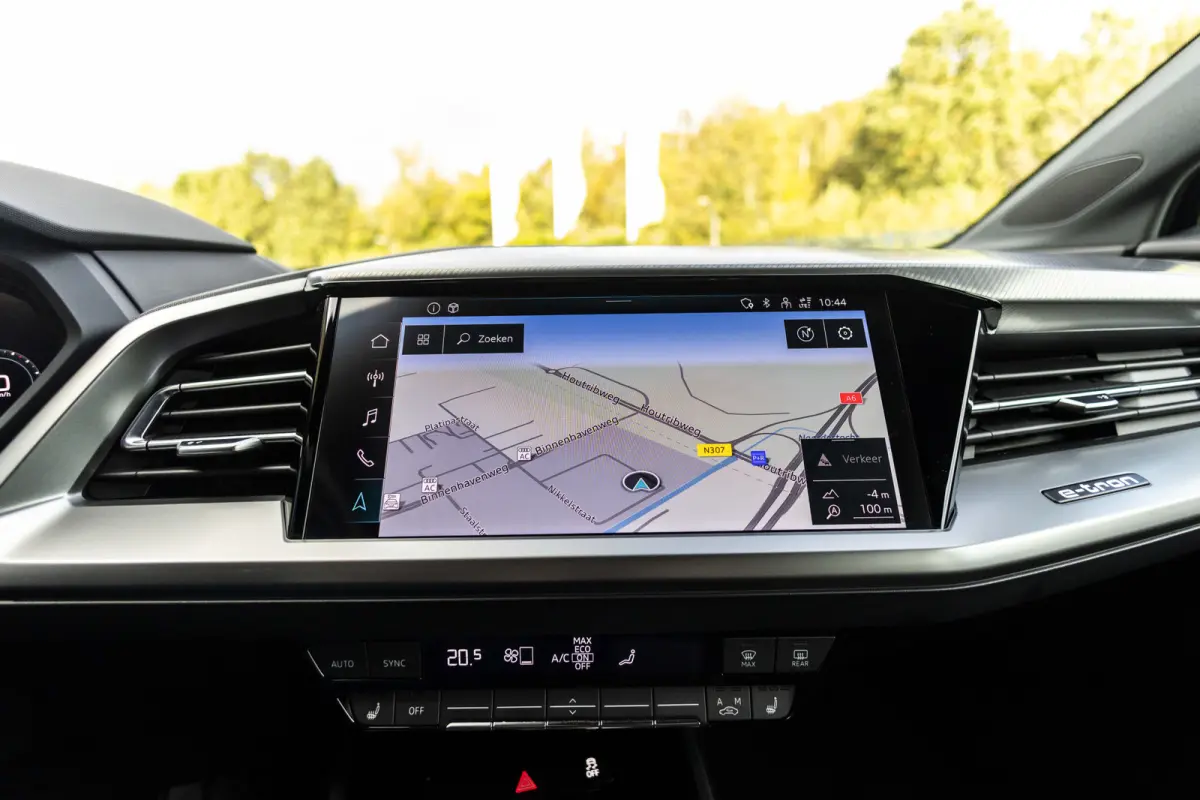 40 Advanced edition 77 kWh SOH 95.19%