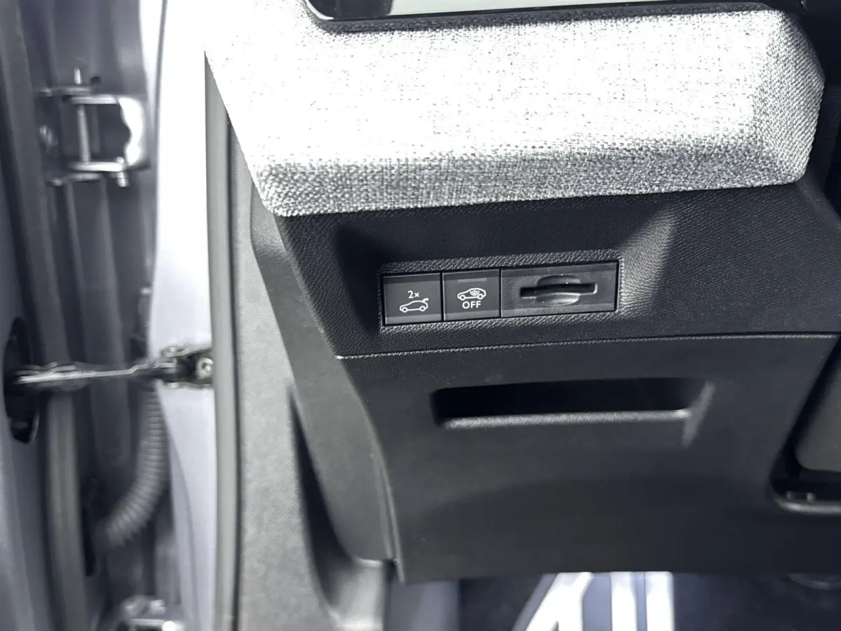 SUV Hybrid 145 pk Automaat GT | Camera | Cruise Control Adaptief | Draadloos Carplay| Navigatie Elektrisch Achterklep