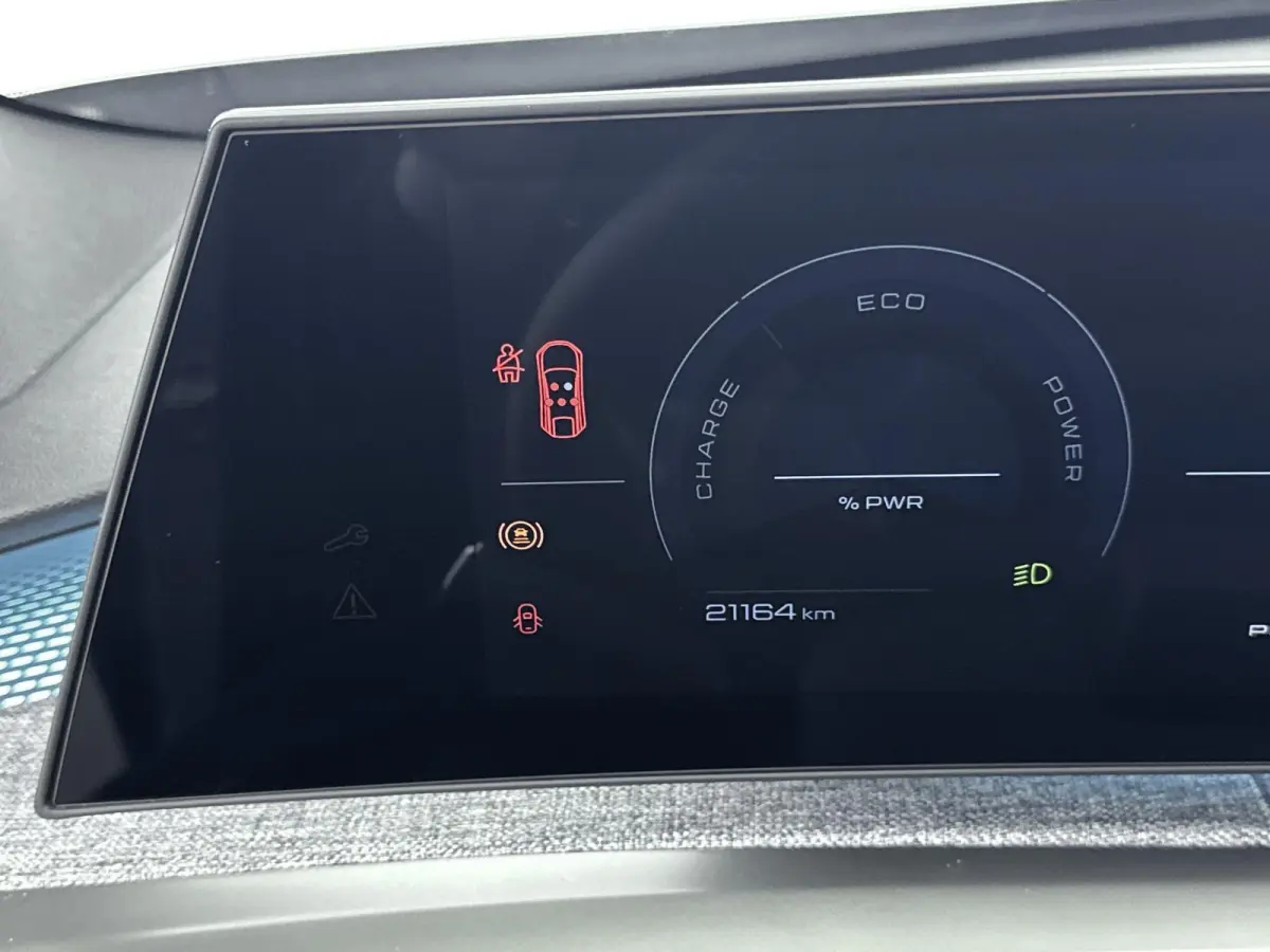 SUV Hybrid 145 pk Automaat GT | Camera | Cruise Control Adaptief | Draadloos Carplay| Navigatie Elektrisch Achterklep