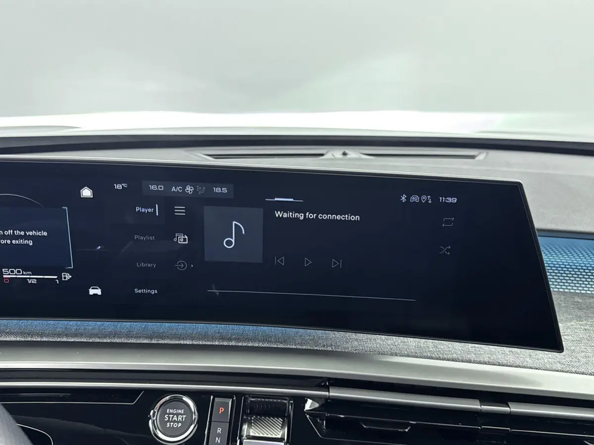 SUV Hybrid 145 pk Automaat GT | Camera | Cruise Control Adaptief | Draadloos Carplay| Navigatie Elektrisch Achterklep