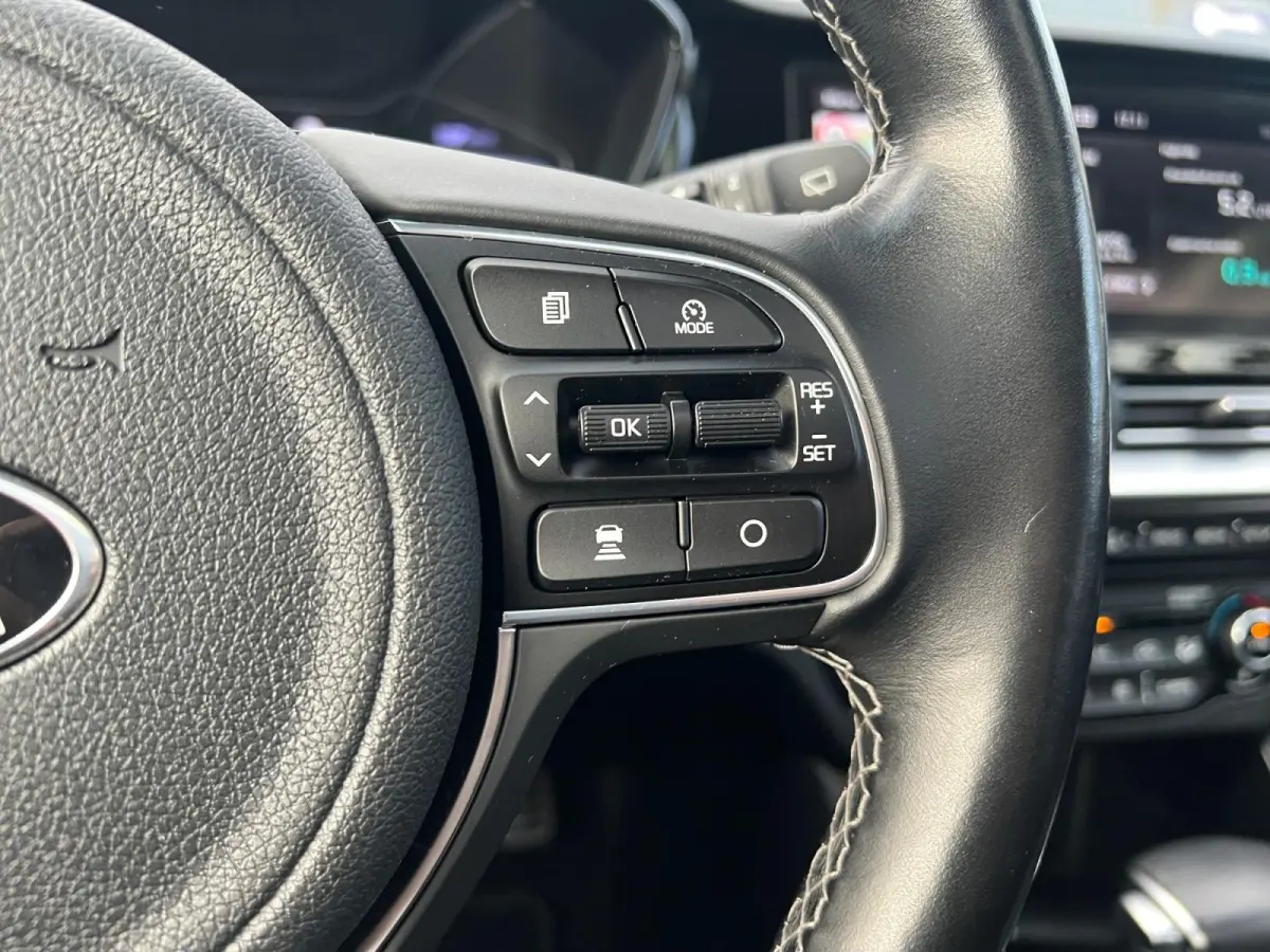 1.6 GDi Hybrid ExecutiveLine Full options | Dealer onderhouden | Leder interieur | Stoelverwarming en verkoeling | Schuifkanteldak