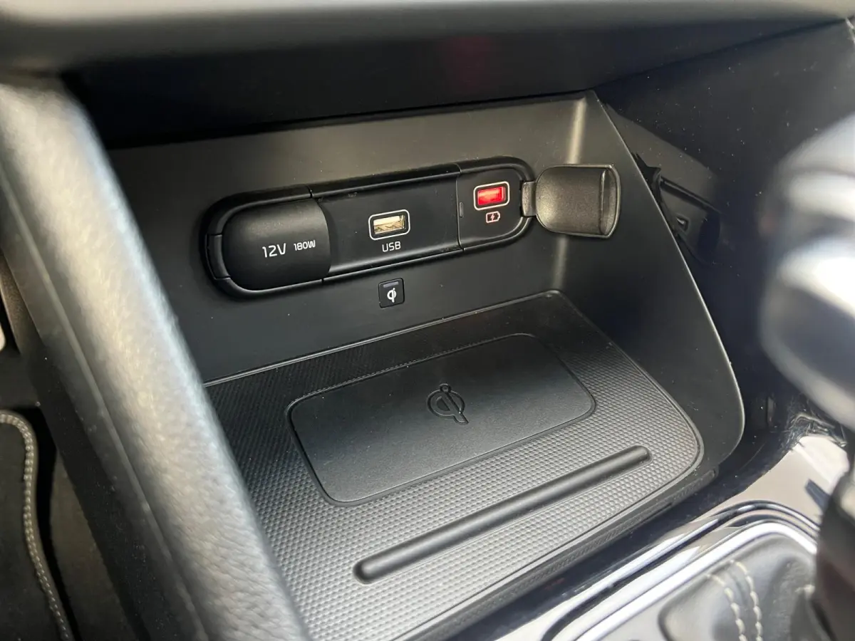1.6 GDi Hybrid ExecutiveLine Full options | Dealer onderhouden | Leder interieur | Stoelverwarming en verkoeling | Schuifkanteldak