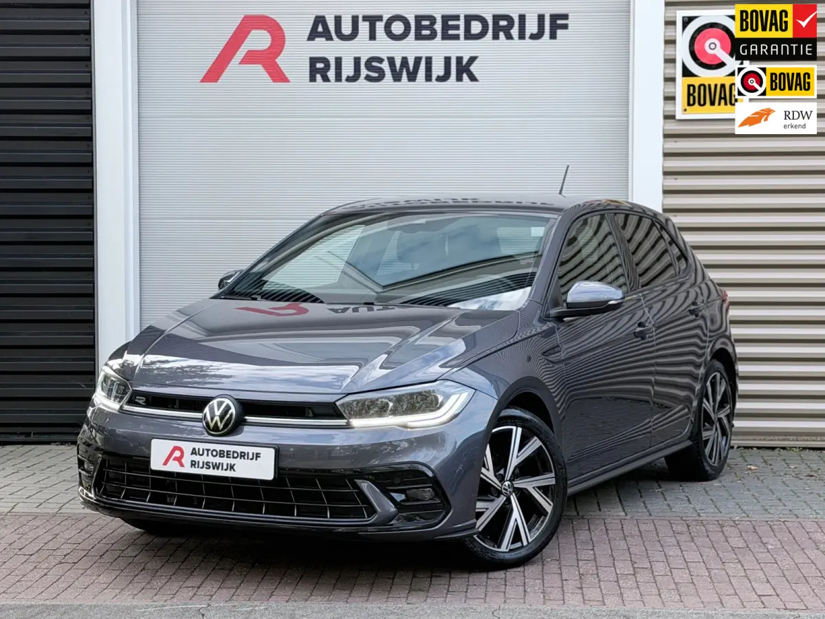 1.0 TSI 3xR-Line IQ.Light/Camera/AppleCar