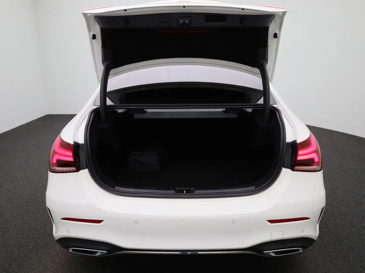 250 e Business Solution AMG Limited | Automaat | Navigatie | Sfeerverlichting | Camera | Stoelverwarming |
