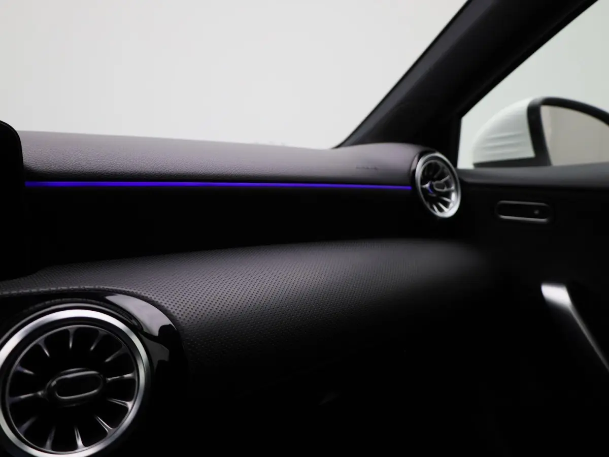 250 e Business Solution AMG Limited | Automaat | Navigatie | Sfeerverlichting | Camera | Stoelverwarming |