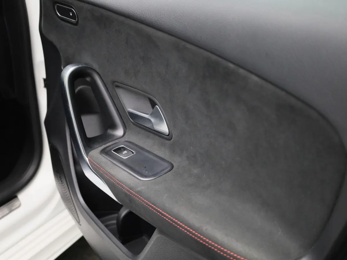 250 e Business Solution AMG Limited | Automaat | Navigatie | Sfeerverlichting | Camera | Stoelverwarming |