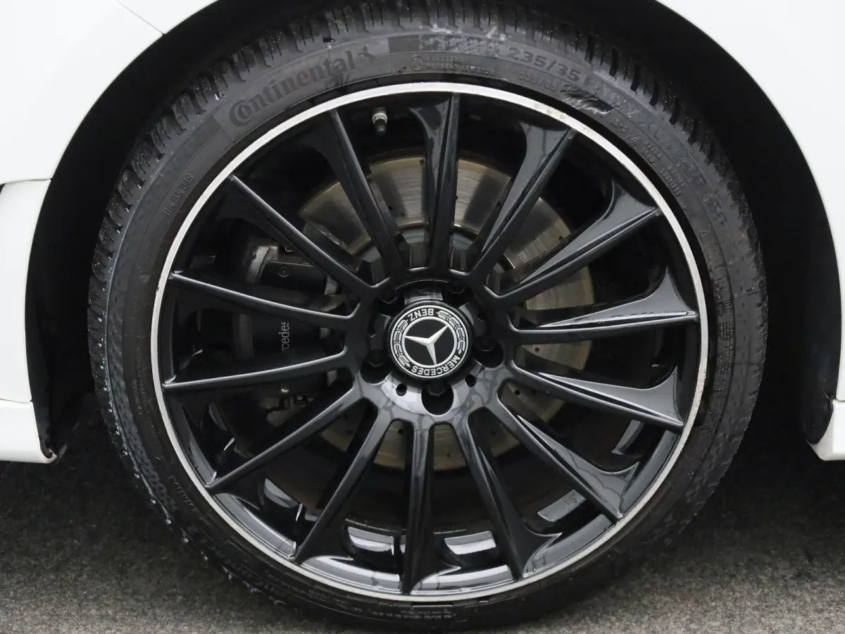 250 e Business Solution AMG Limited | Automaat | Navigatie | Sfeerverlichting | Camera | Stoelverwarming |