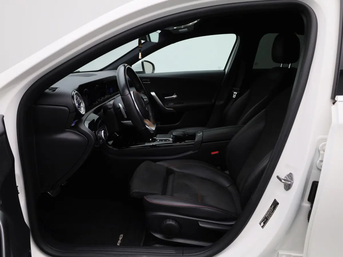 250 e Business Solution AMG Limited | Automaat | Navigatie | Sfeerverlichting | Camera | Stoelverwarming |