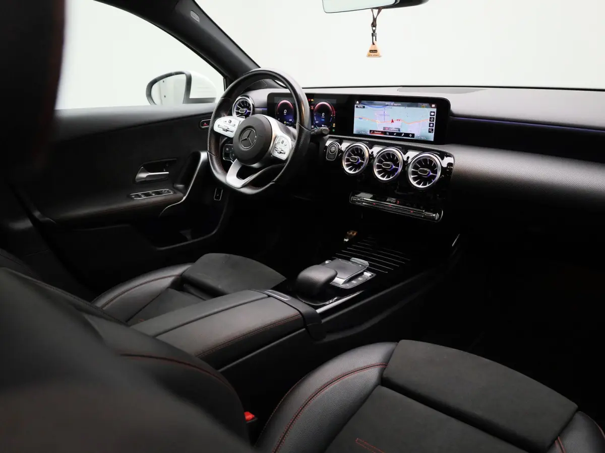 250 e Business Solution AMG Limited | Automaat | Navigatie | Sfeerverlichting | Camera | Stoelverwarming |