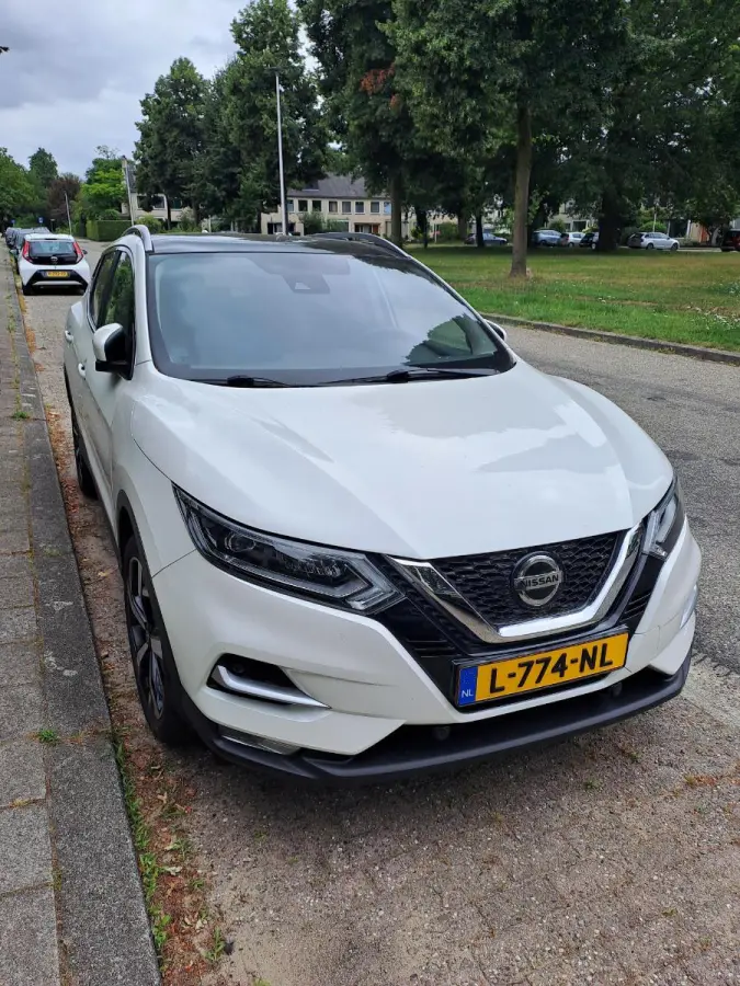 1.3 DIG-T Premium Edition | Lederen Bekl. | Panoramadak |
