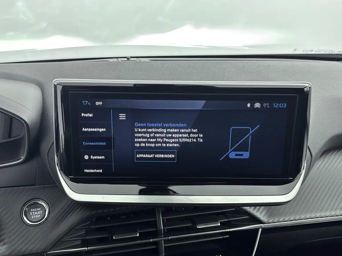 SUV 100 pk Allure | Parkeersensoren | Navigatie | Draadloos Carplay| Rijstrooksensor met Correctie