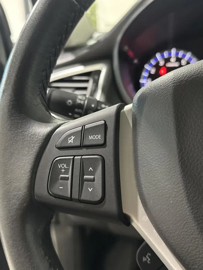 1.4 Boosterjet Exclusive|KEYLESS|CAMERA|NAVI