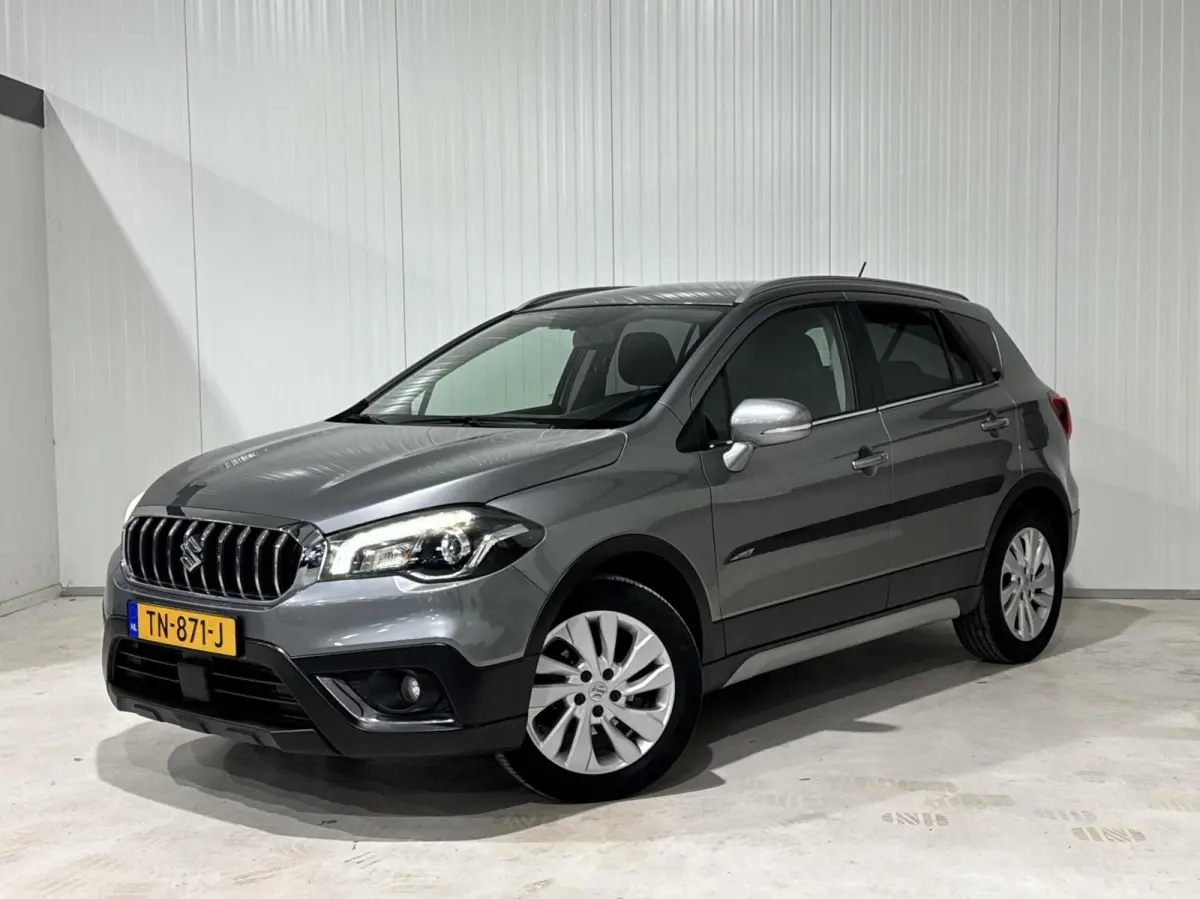 1.4 Boosterjet Exclusive|KEYLESS|CAMERA|NAVI