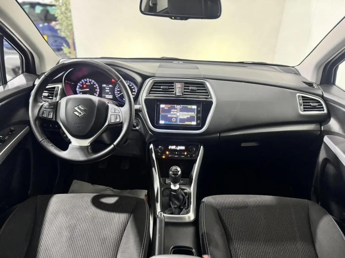 1.4 Boosterjet Exclusive|KEYLESS|CAMERA|NAVI