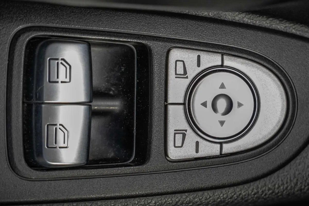 114 CDI L2H1 | Automaat | 3-Zits | Camera | Carplay | Cruise | Airco