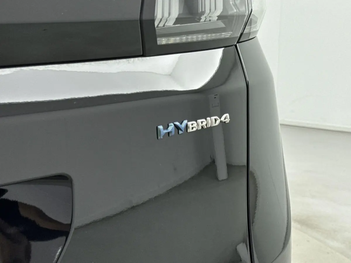SUV HYbrid4 300 pk GT | Panoramisch Schuif/Kanteldak | Elektrische Achterklep | Camera | Cruise Control Adaptief