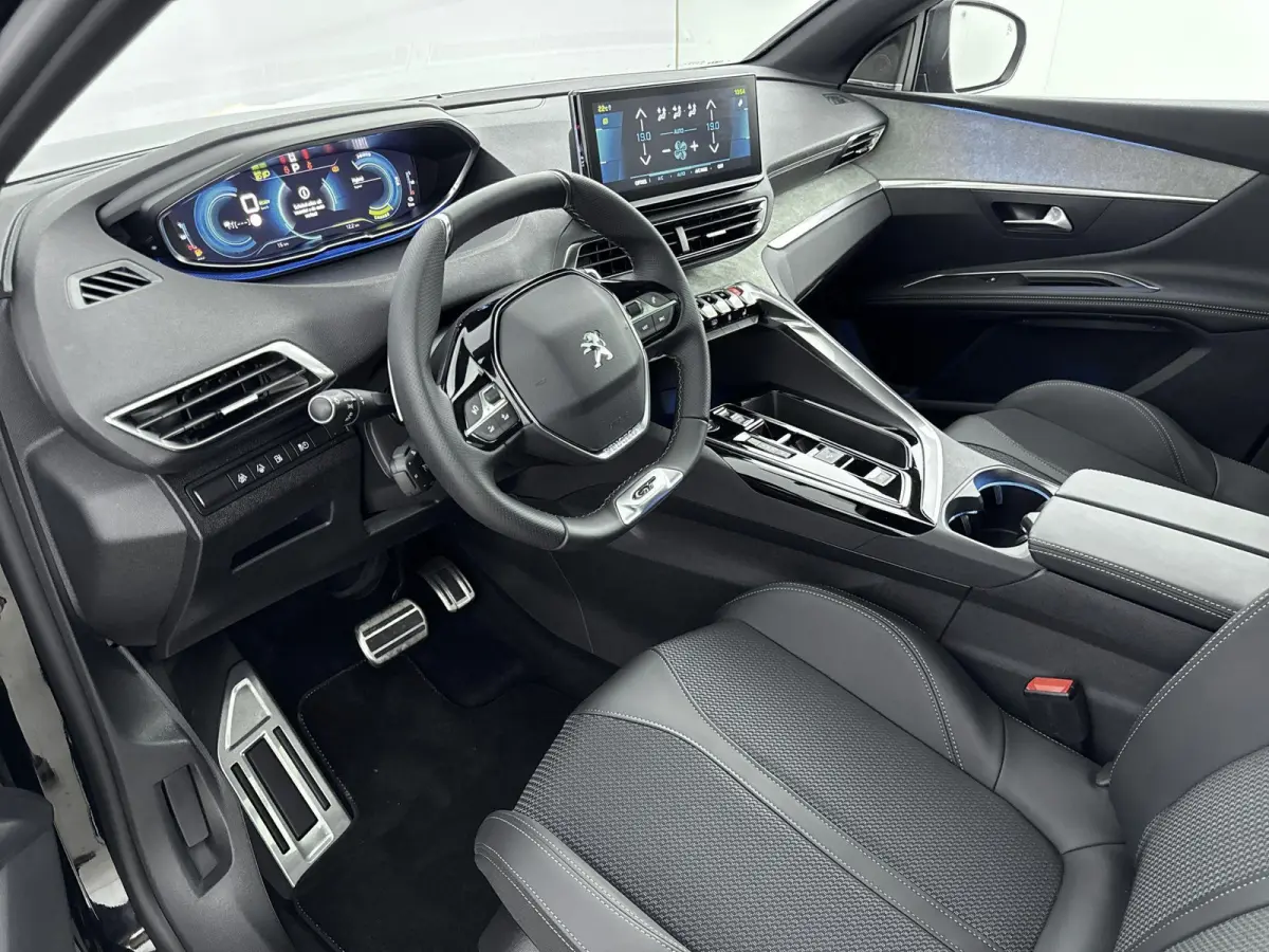 SUV HYbrid4 300 pk GT | Panoramisch Schuif/Kanteldak | Elektrische Achterklep | Camera | Cruise Control Adaptief