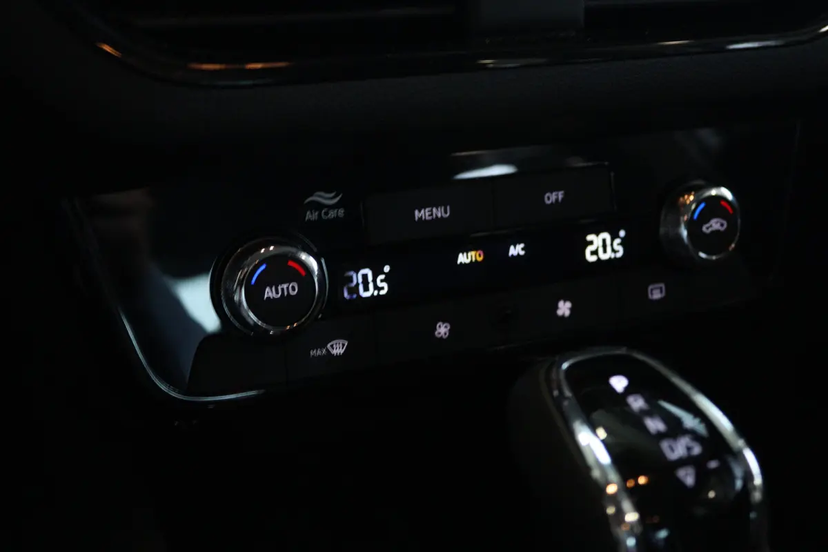 1.0 TSI Selection | Cruise Control | Carplay | Sensoren | LED | Climate Control | Virtual Cockpit |