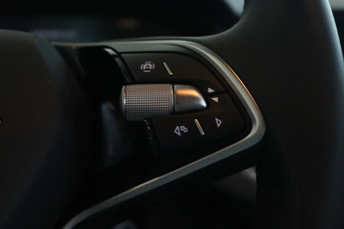 1.0 TSI Selection | Cruise Control | Carplay | Sensoren | LED | Climate Control | Virtual Cockpit |