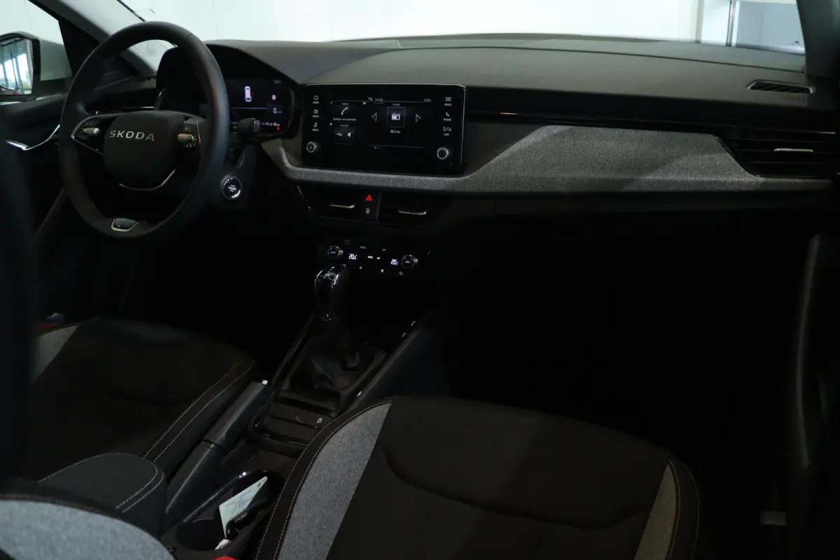 1.0 TSI Selection | Cruise Control | Carplay | Sensoren | LED | Climate Control | Virtual Cockpit |