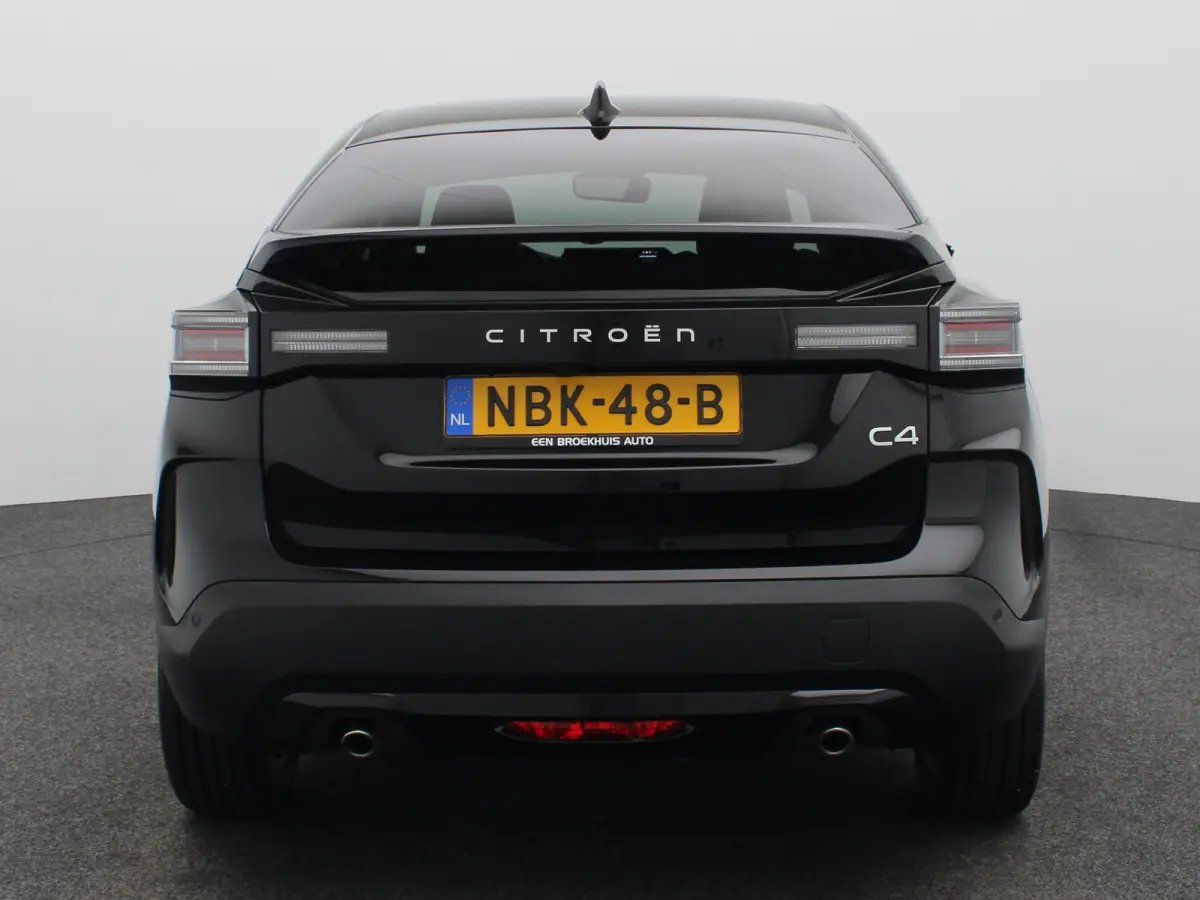 1.2 Hybrid 136 Max Carplay | Cruise Control Adaptief | Camera | PDC V+A | Half Leder | 18" Lichtmetalen Velgen | Navigatie | Full LED
