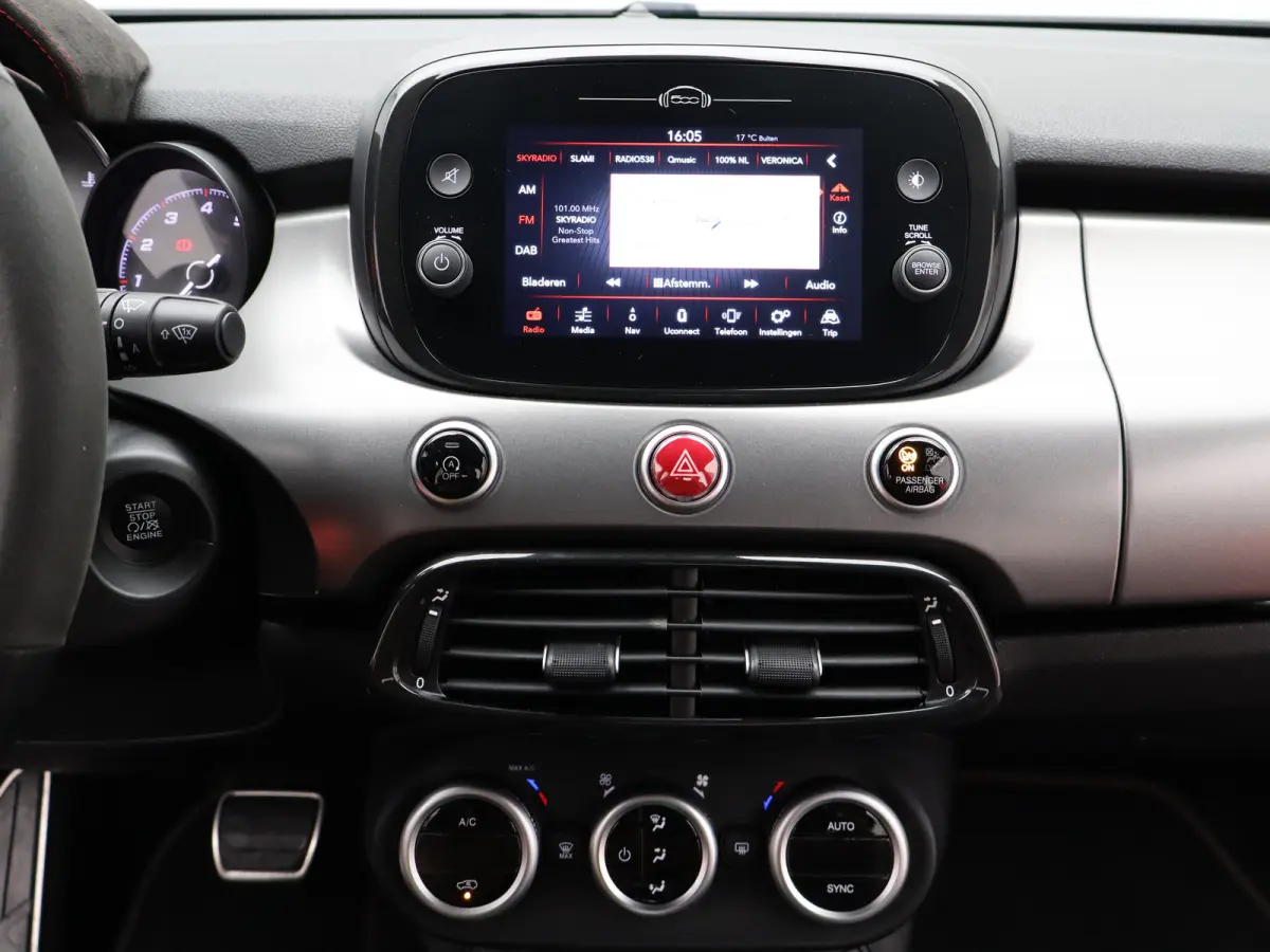 1.3 GSE Sport Carplay | Cruise Control Adaptief | Elek. Stoelen | Stoelverwarming | Camera | Keyless | PDC V+A | Dodehoekbewaking