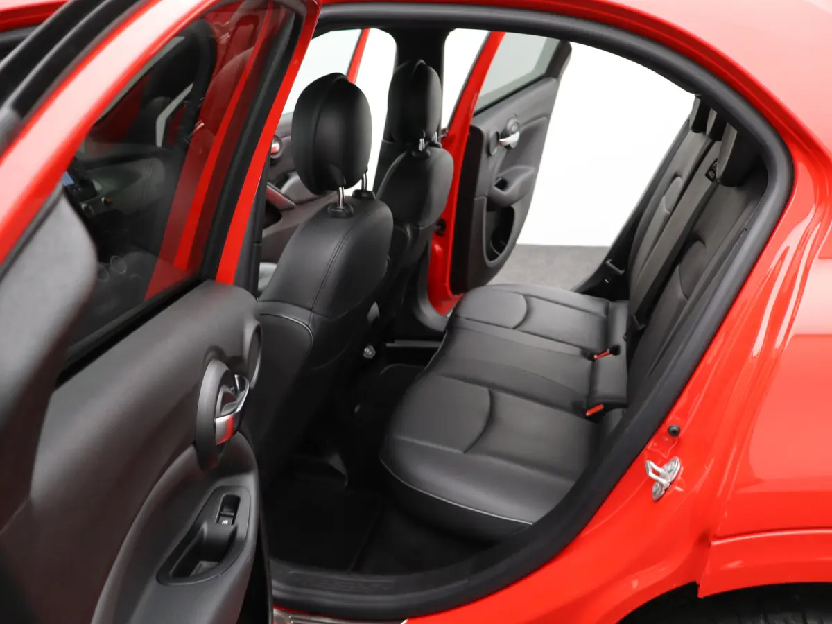1.3 GSE Sport Carplay | Cruise Control Adaptief | Elek. Stoelen | Stoelverwarming | Camera | Keyless | PDC V+A | Dodehoekbewaking