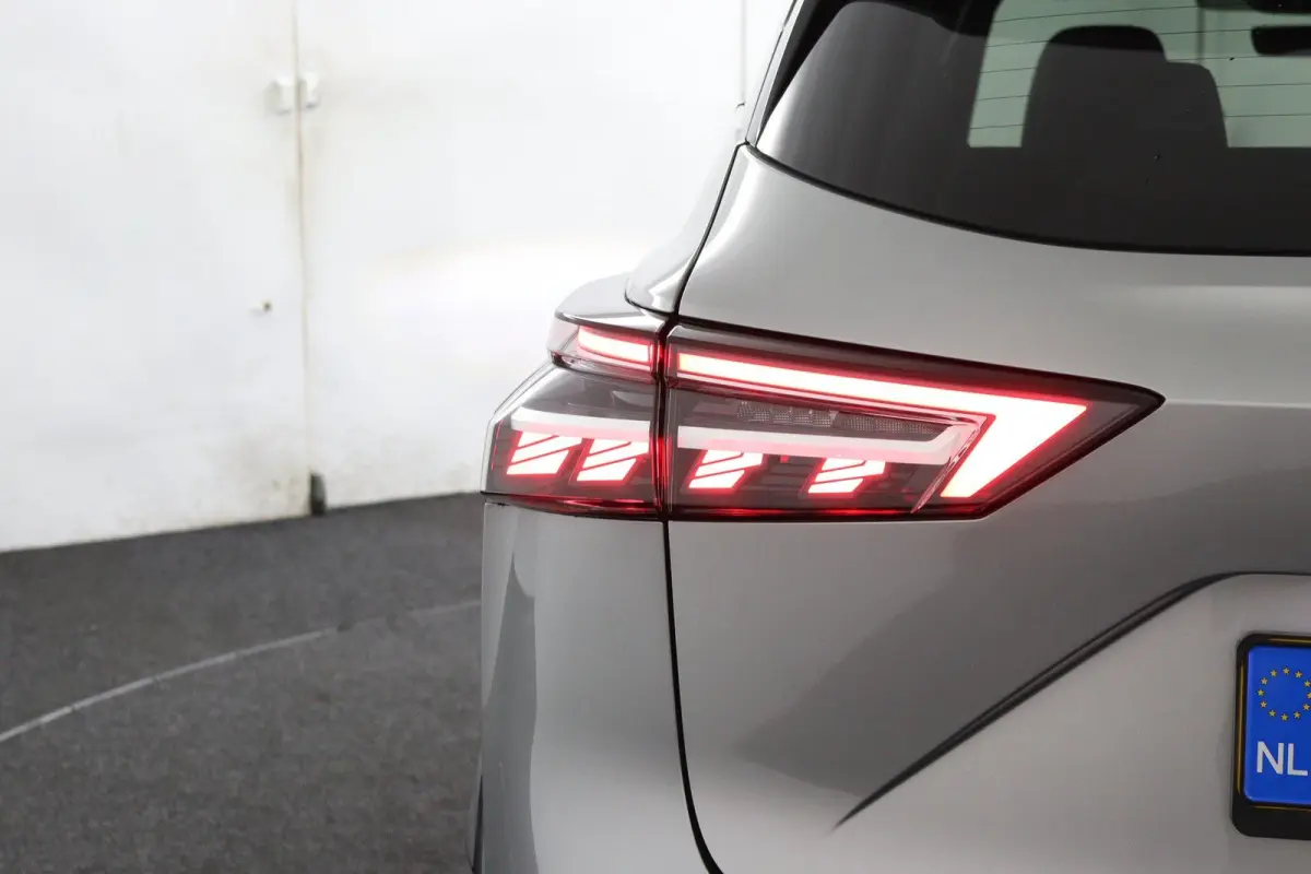 1.3 MHEV Xtronic Tekna Plus | Panoramadak | Lederen Bekl. | BOSE Audio |