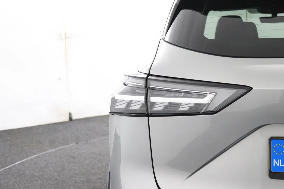 1.3 MHEV Xtronic Tekna Plus | Panoramadak | Lederen Bekl. | BOSE Audio |