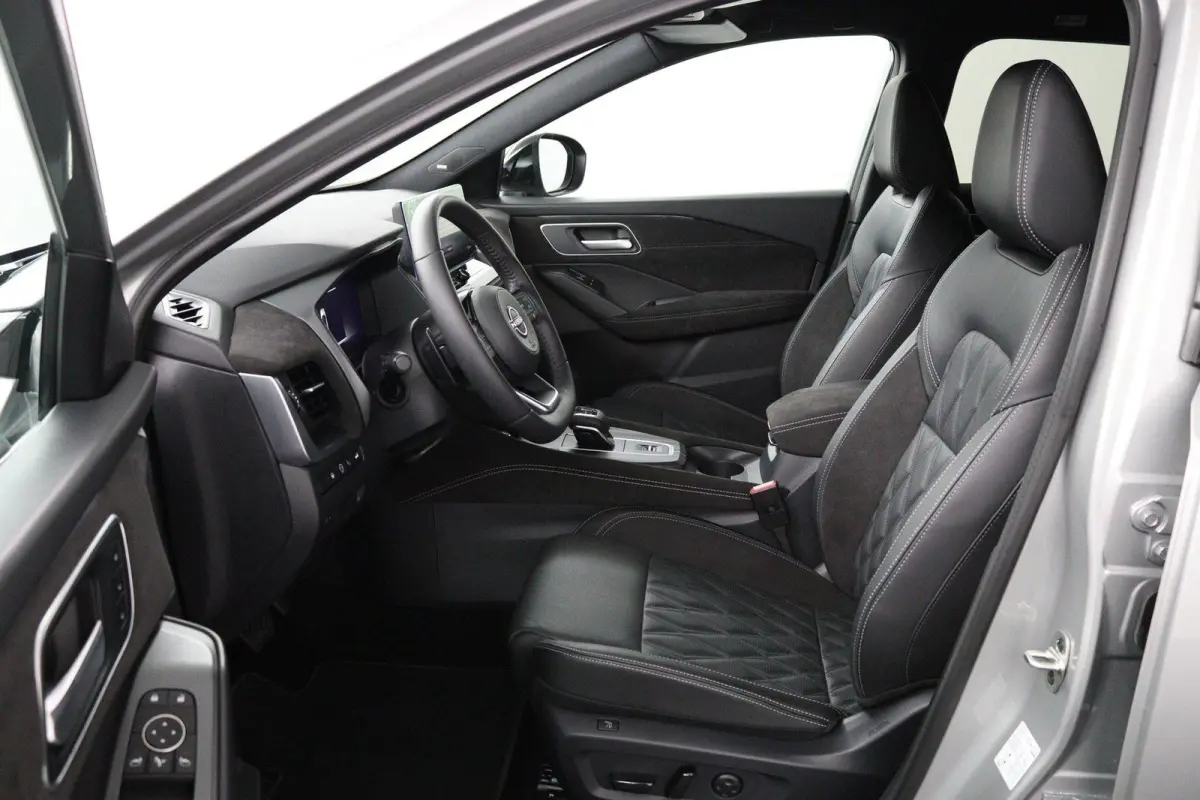 1.3 MHEV Xtronic Tekna Plus | Panoramadak | Lederen Bekl. | BOSE Audio |