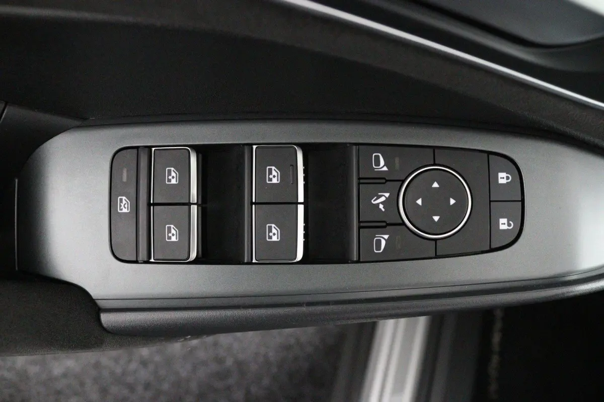 1.3 MHEV Xtronic Tekna Plus | Panoramadak | Lederen Bekl. | BOSE Audio |
