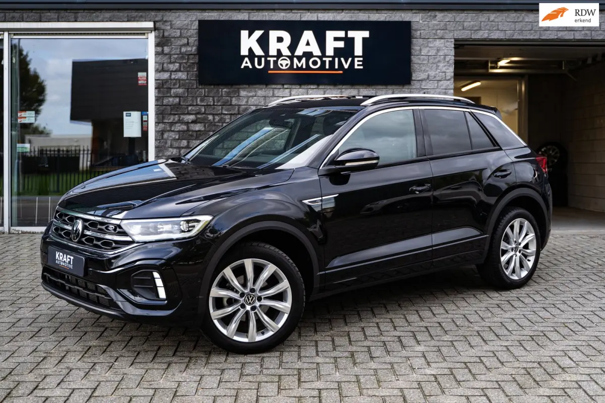1.5 TSI 3 x R-Line | BTW-auto | IQ-LED | 18inch | Camera | ACC | Winterpakket | Virtual |