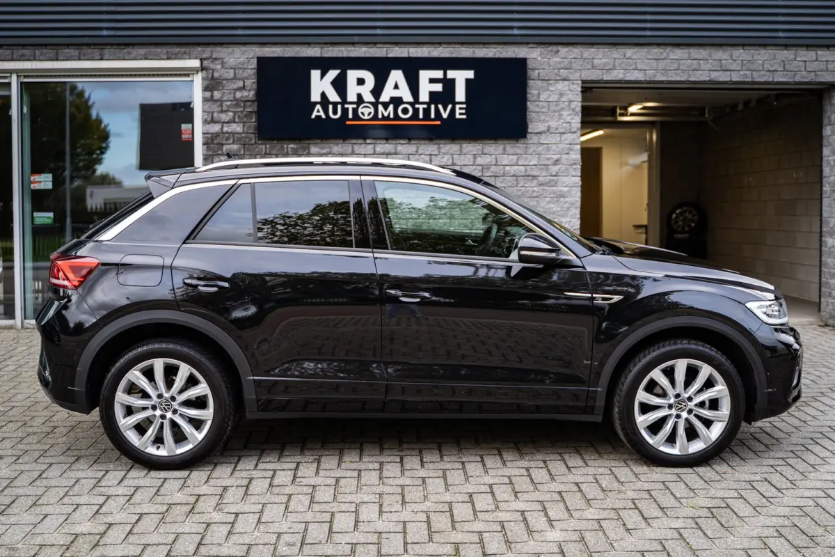 1.5 TSI 3 x R-Line | BTW-auto | IQ-LED | 18inch | Camera | ACC | Winterpakket | Virtual |