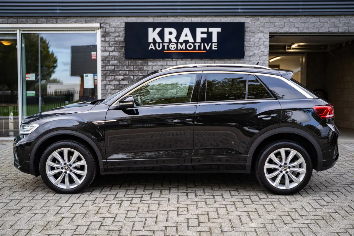 1.5 TSI 3 x R-Line | BTW-auto | IQ-LED | 18inch | Camera | ACC | Winterpakket | Virtual |