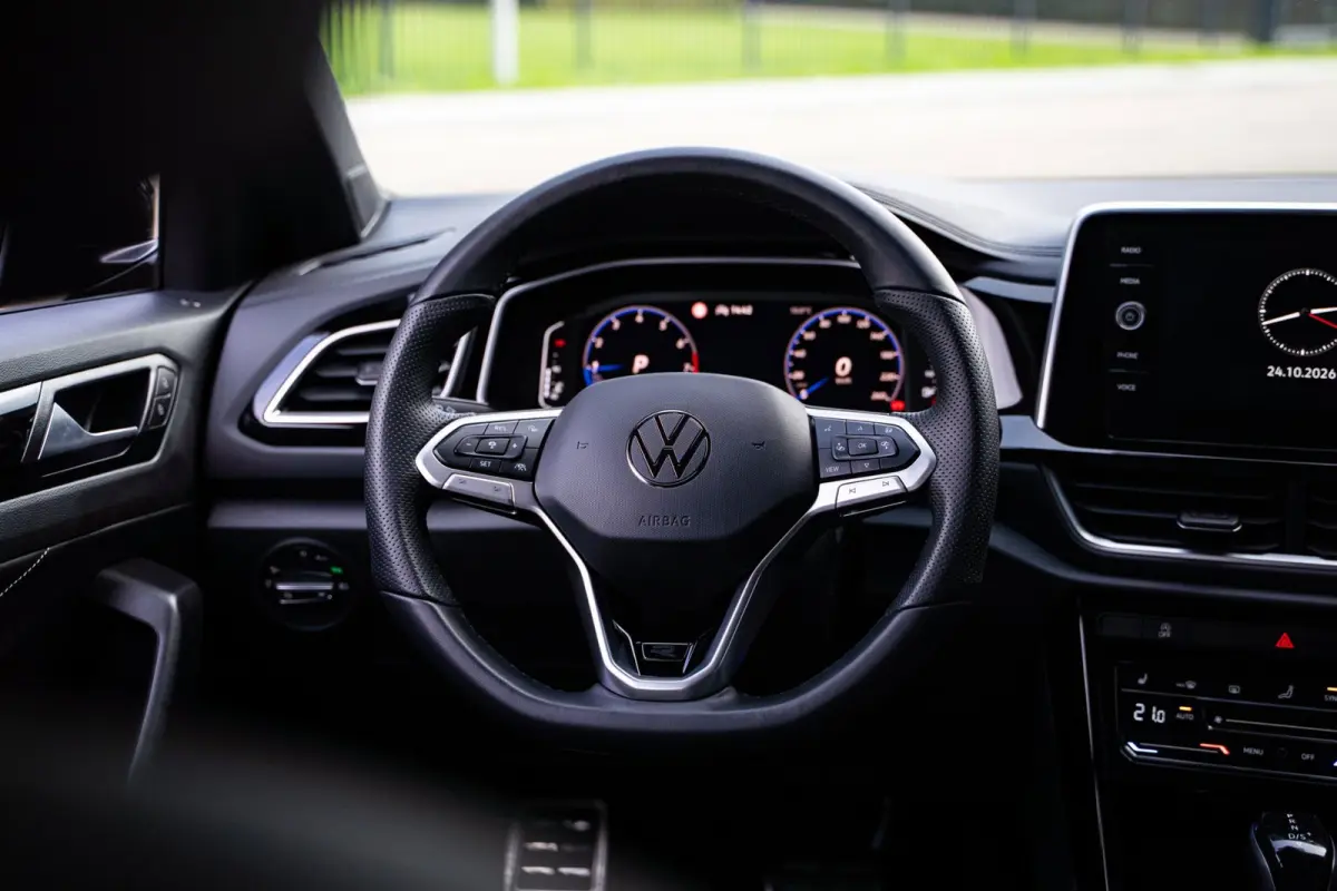1.5 TSI 3 x R-Line | BTW-auto | IQ-LED | 18inch | Camera | ACC | Winterpakket | Virtual |