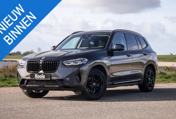 xDrive30e High Executive BLACK LINE / LEER / STOELVERWARMING / 360 CAMERA / CARPLAY