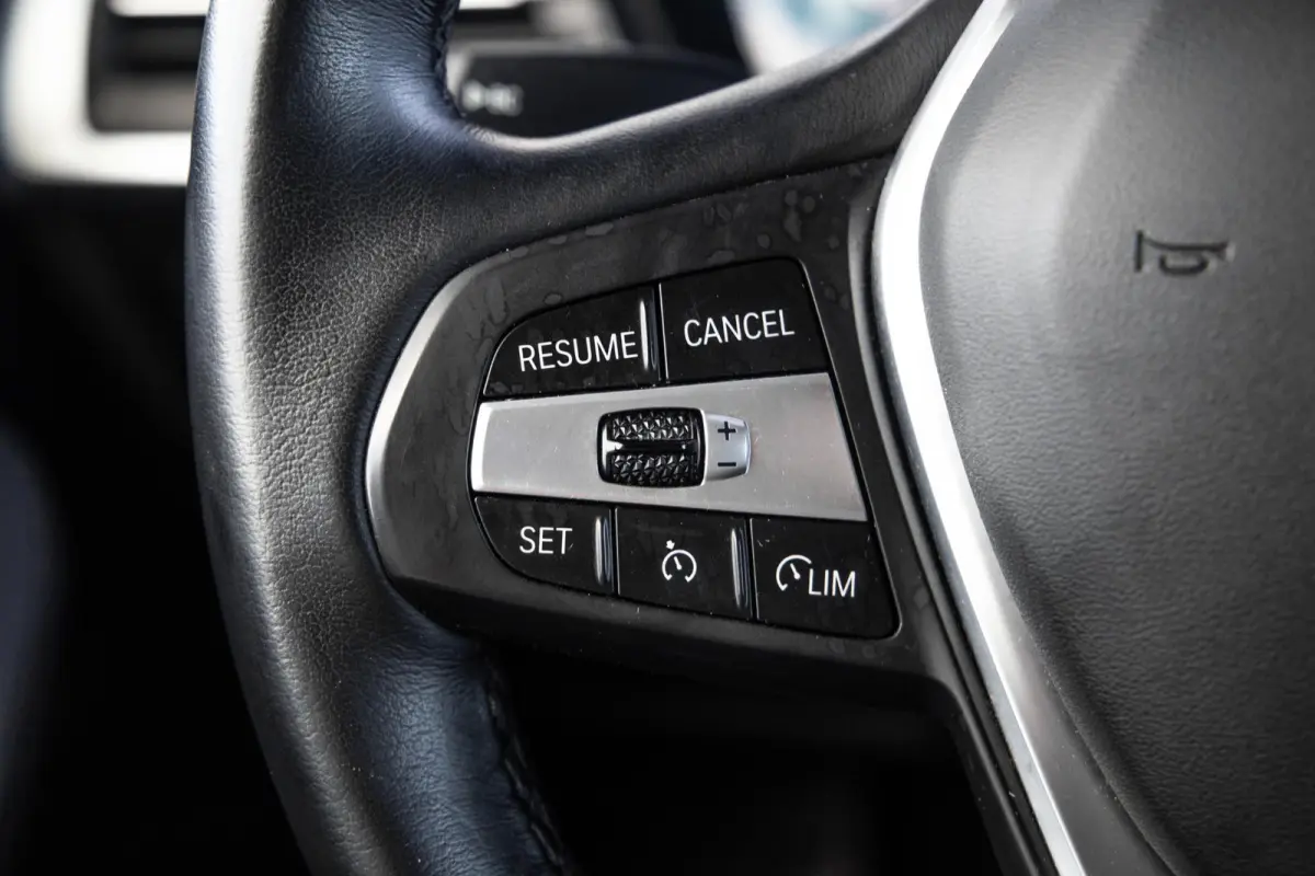 xDrive30e High Executive BLACK LINE / LEER / STOELVERWARMING / 360 CAMERA / CARPLAY