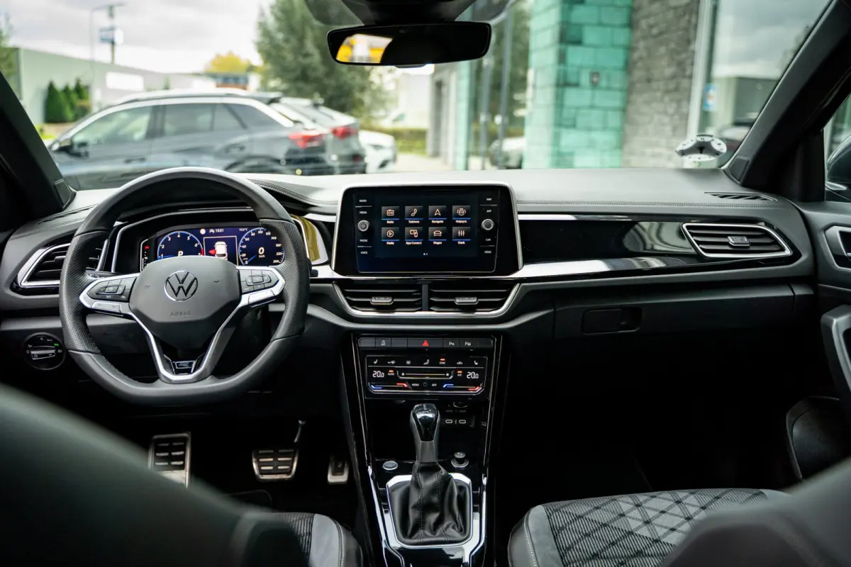 1.5 TSI Full R-Line | BTW-auto | IQ-LED | 18inch | Camera | ACC | Winterpakket | Virtual |